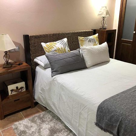 Atico Con Vistas En Albentosa La Torre Apartment Bagian luar foto